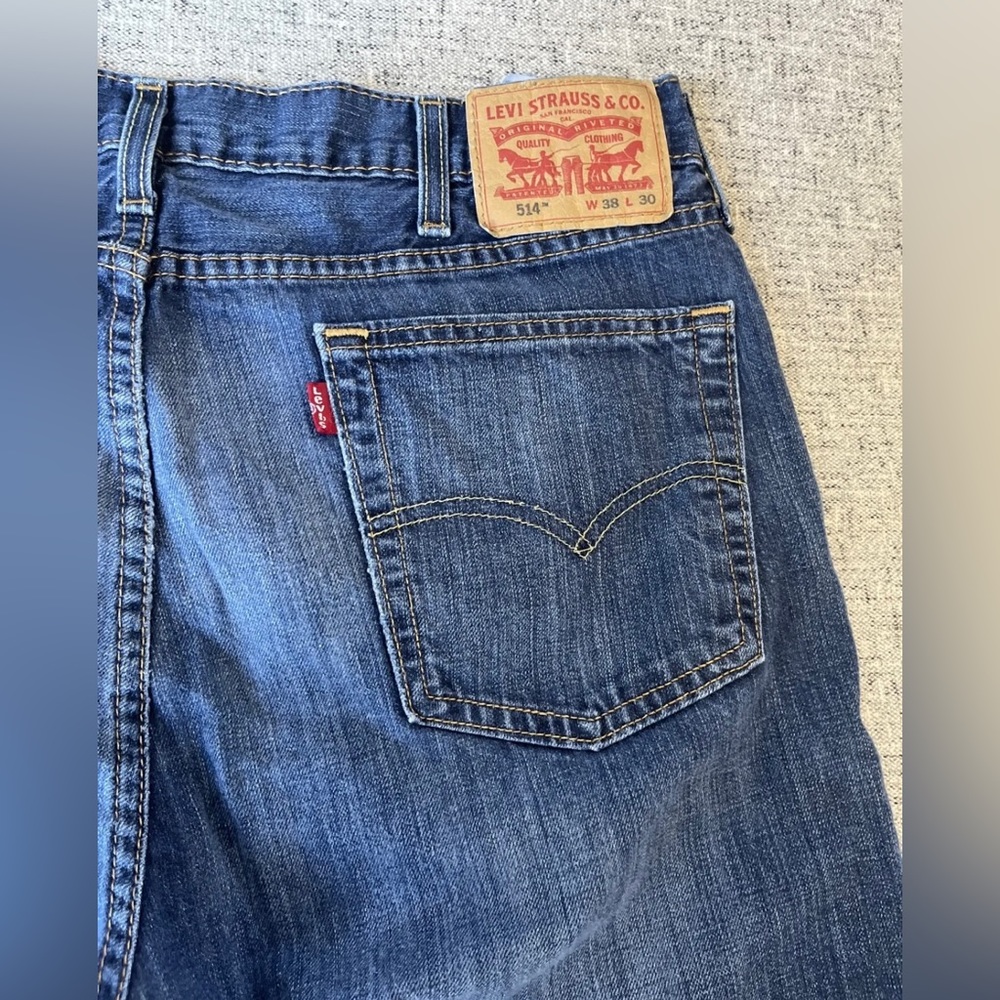 Levi's 514 Mens 38x30 Straight Fit Cotton Blend Medium Wash Jeans Red Tab